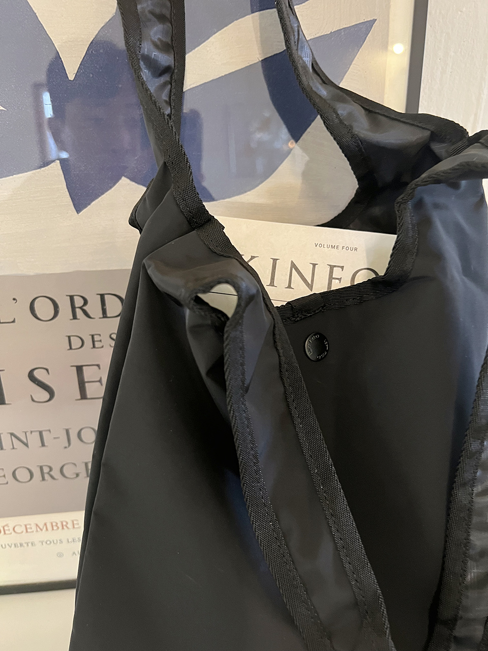 Button nylon shoulder eco bag