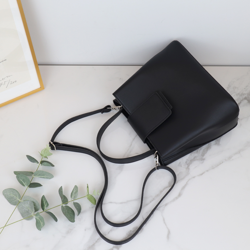 Lucas Mini Cross Shoulder Bag
