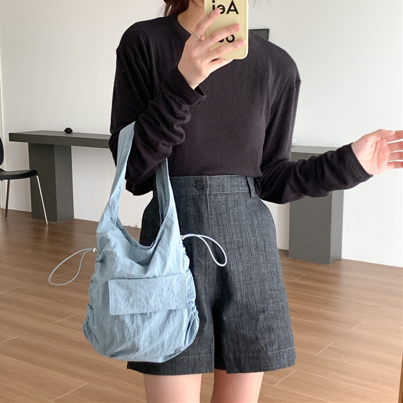 Catherine Pocket Shirring Side String Shoulder Bag