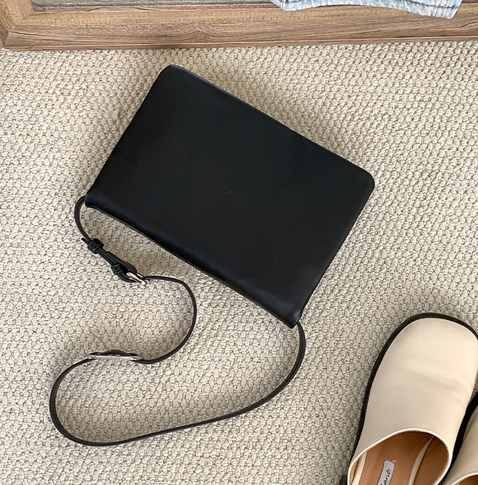 Square Mini Shoulder Bag (4 colors)