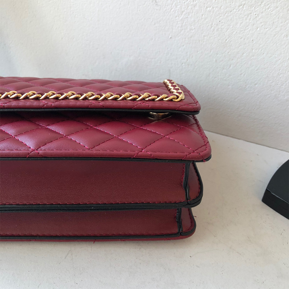 Quilted Square Chain Bag