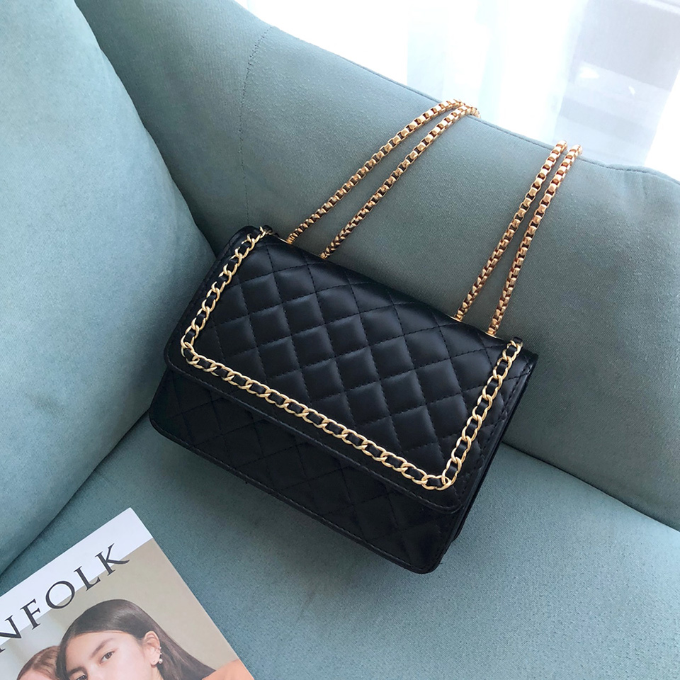 Quilted Square Chain Bag
