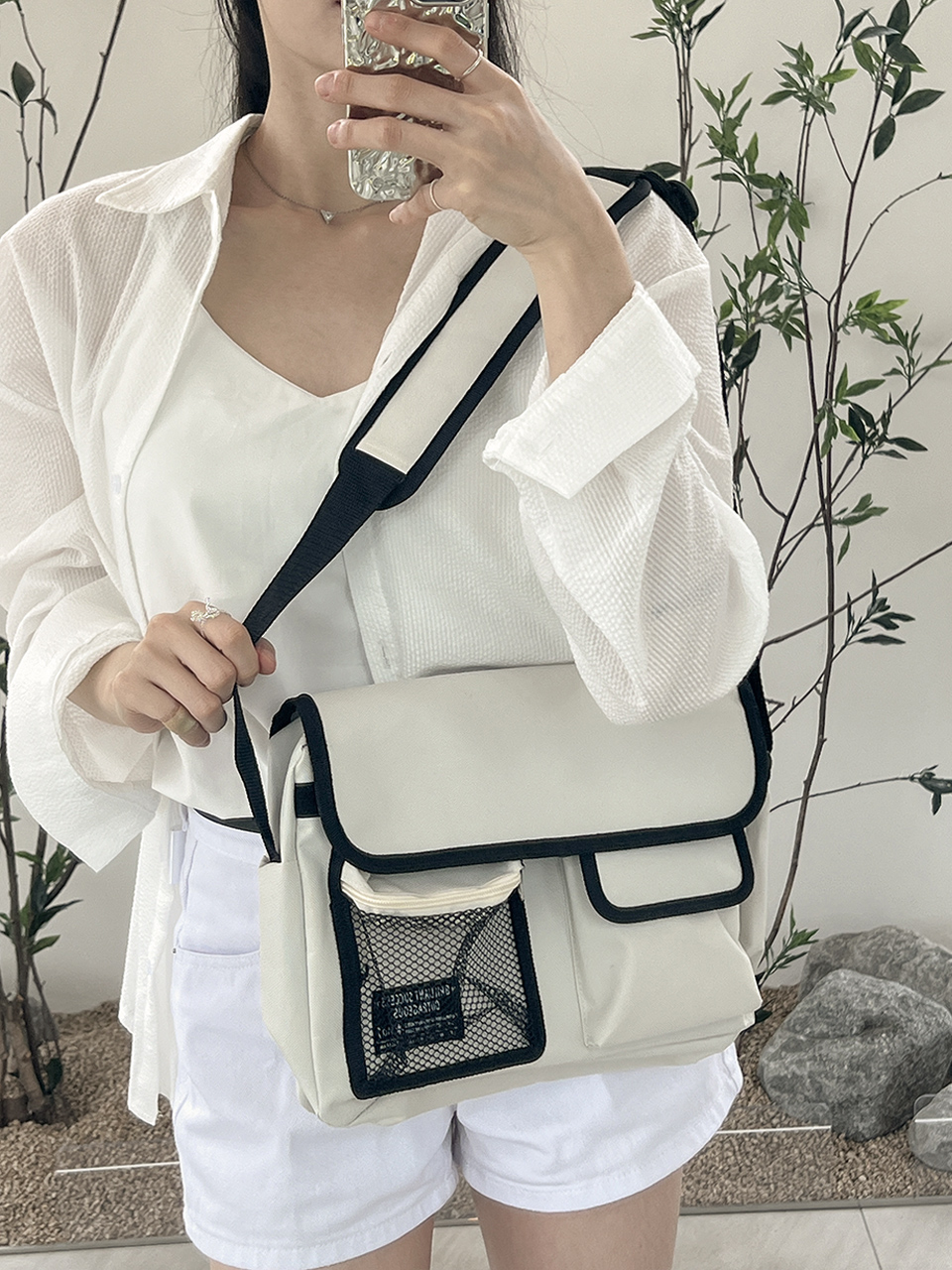 Canvas Mesh Zip-Up Pocket Messenger Bag
