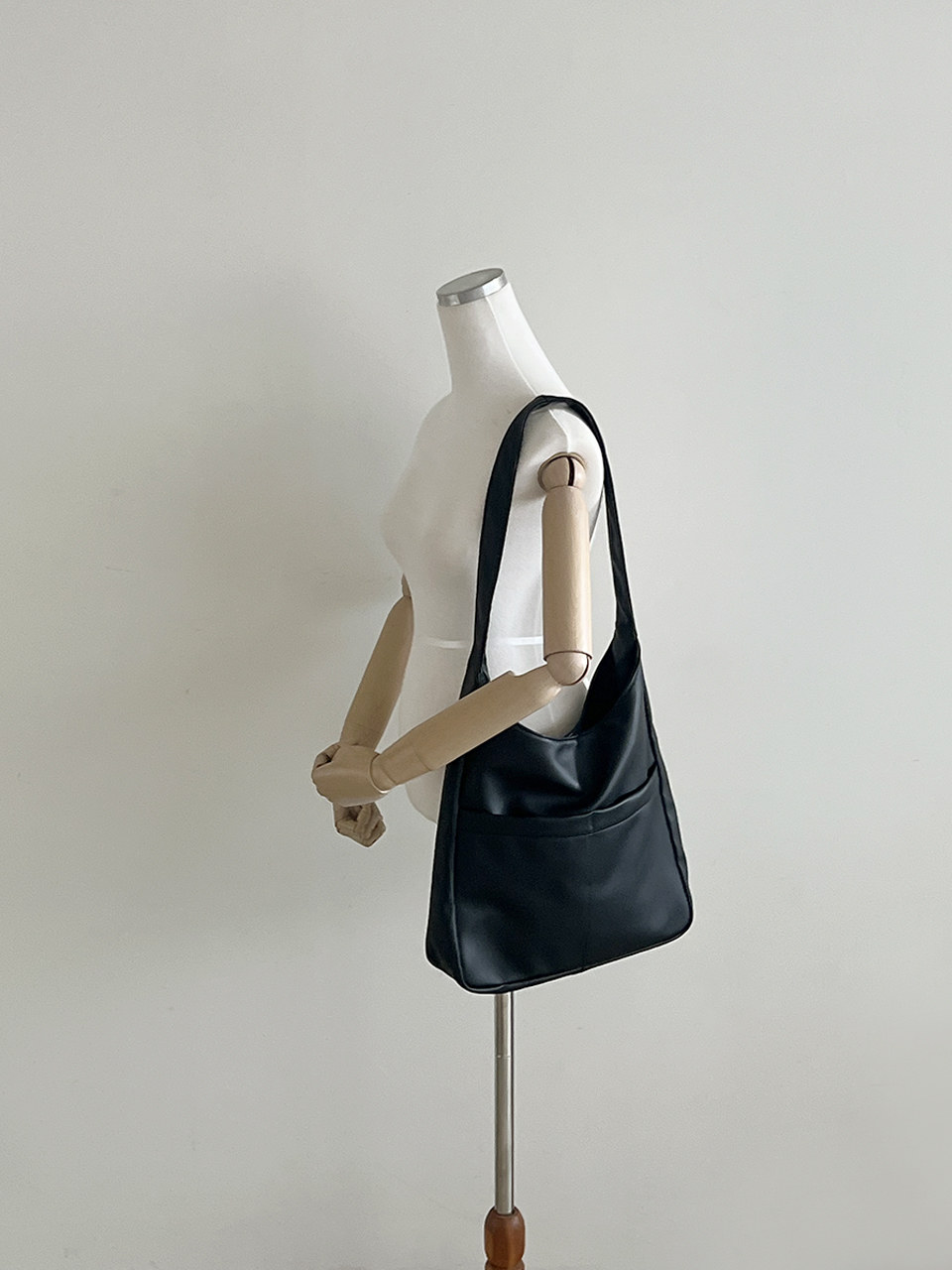 Ganges 2-Pocket Soft Shoulder Bag