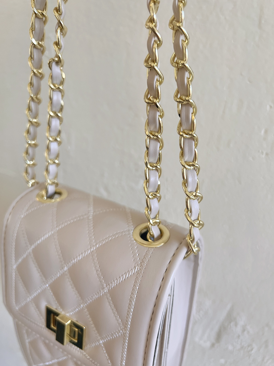 Lotia Quilted Square Chain Mini Shoulder Bag (2 colors)