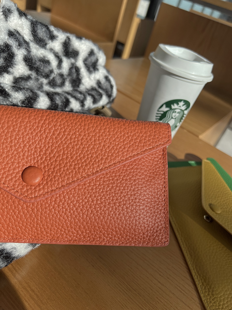 Leather slim card case