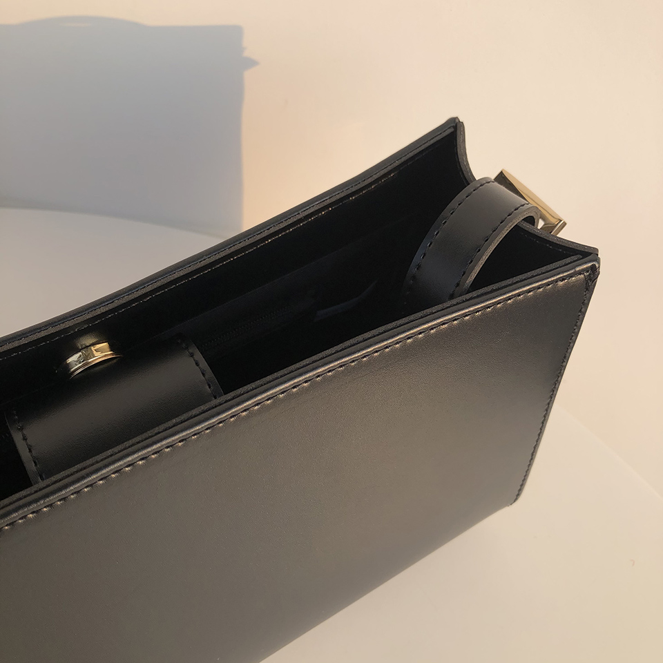 Chelsea Square Shoulder Bag (4 colors)