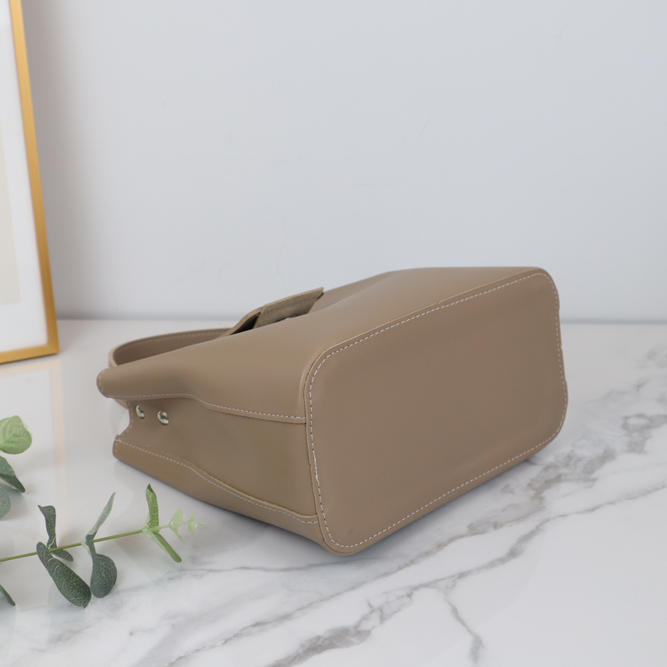 Lucas Mini Cross Shoulder Bag