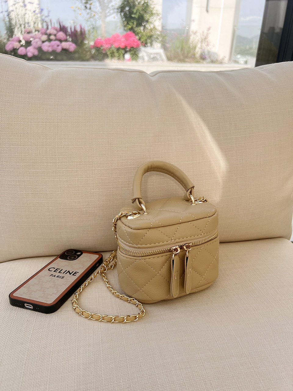 Mini Quilted Chain Crossbody Bag (4 colors)