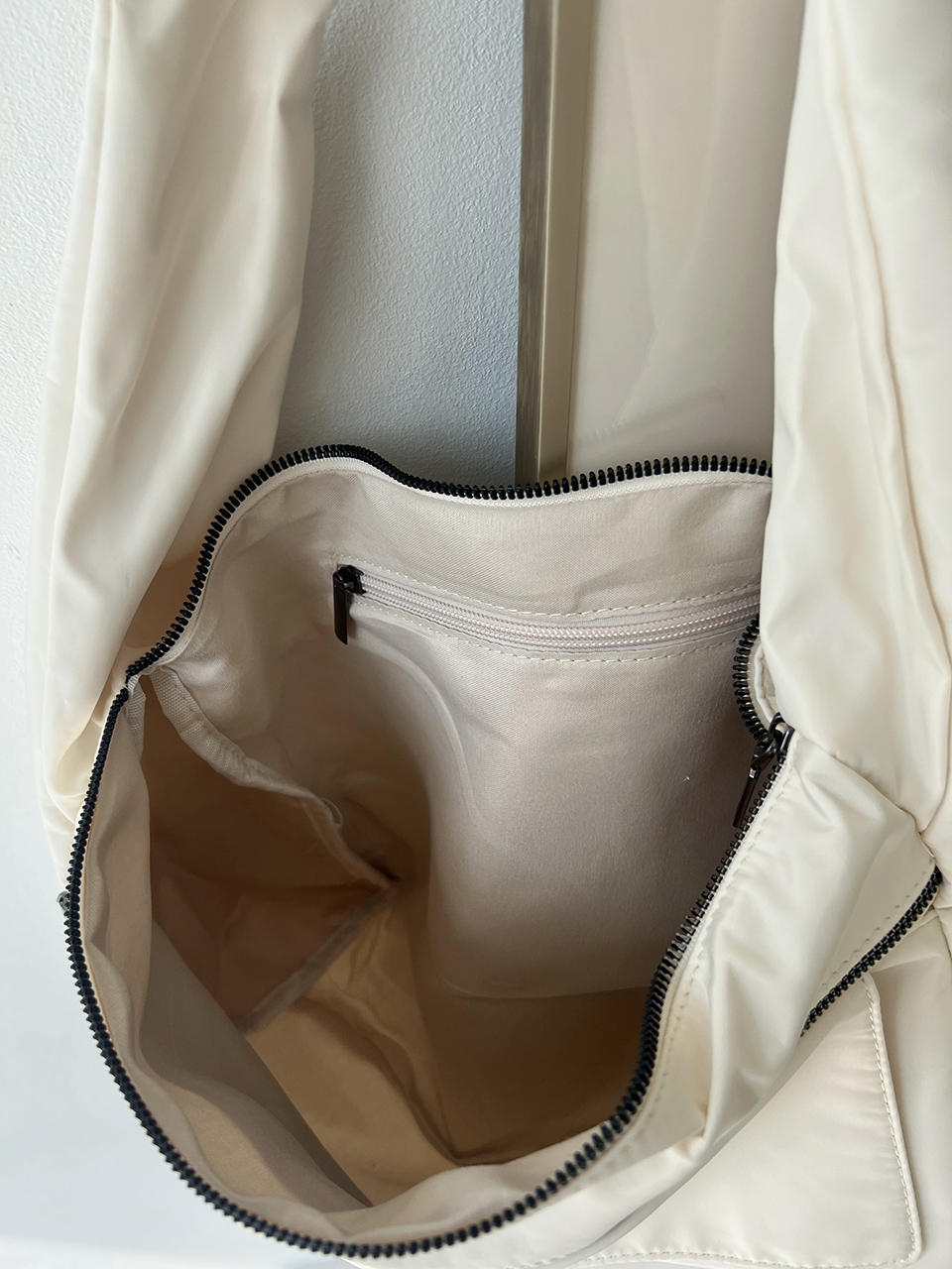Apes Nylon Zipper Big Shoulder Bag