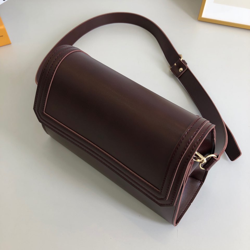 Classic trapezoid stitch cross bag (4 colors)