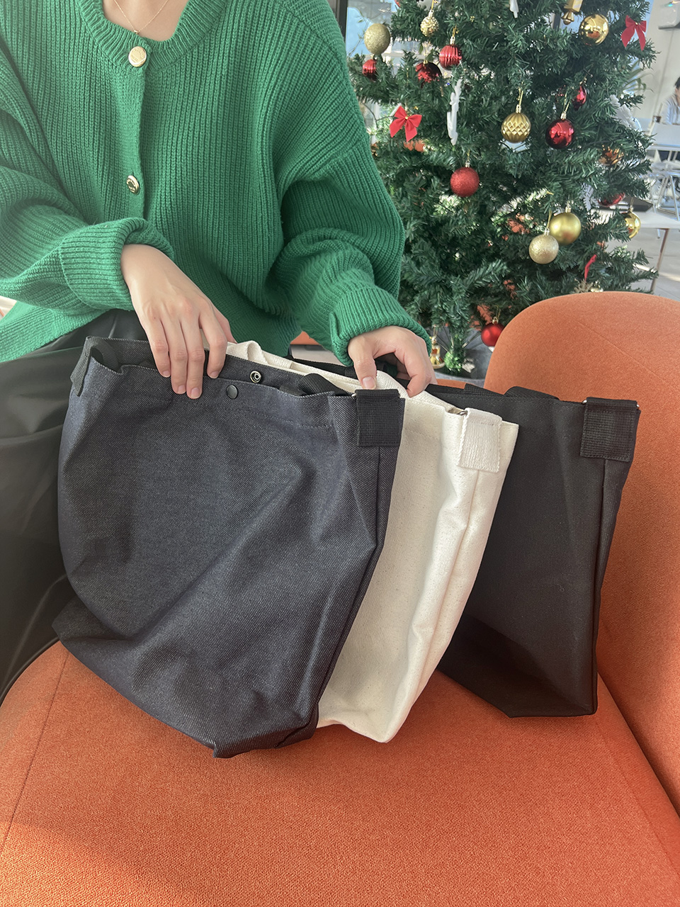 Lettering Big Cross Canvas Bag