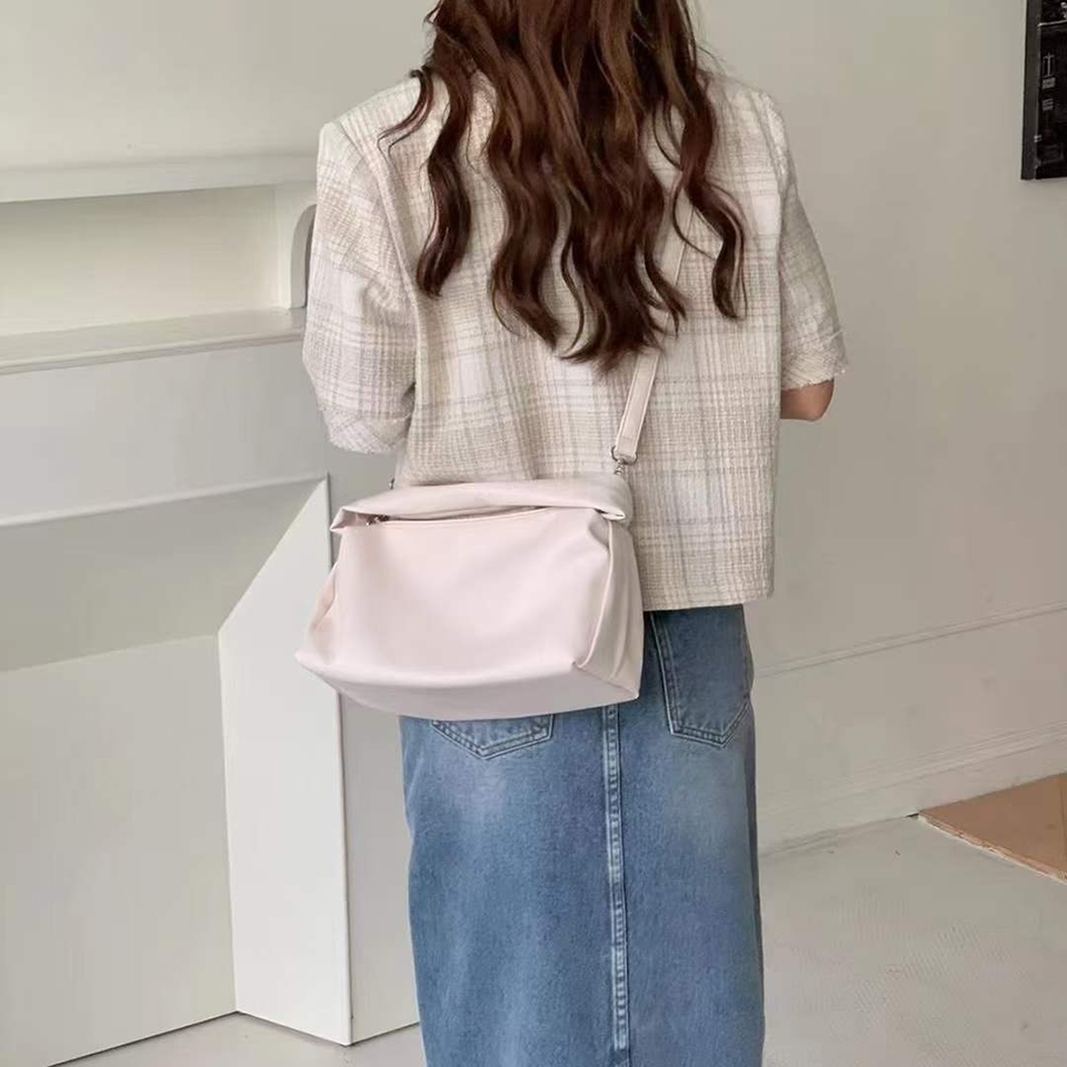 Besson Square 2-Way Cross Tote Bag