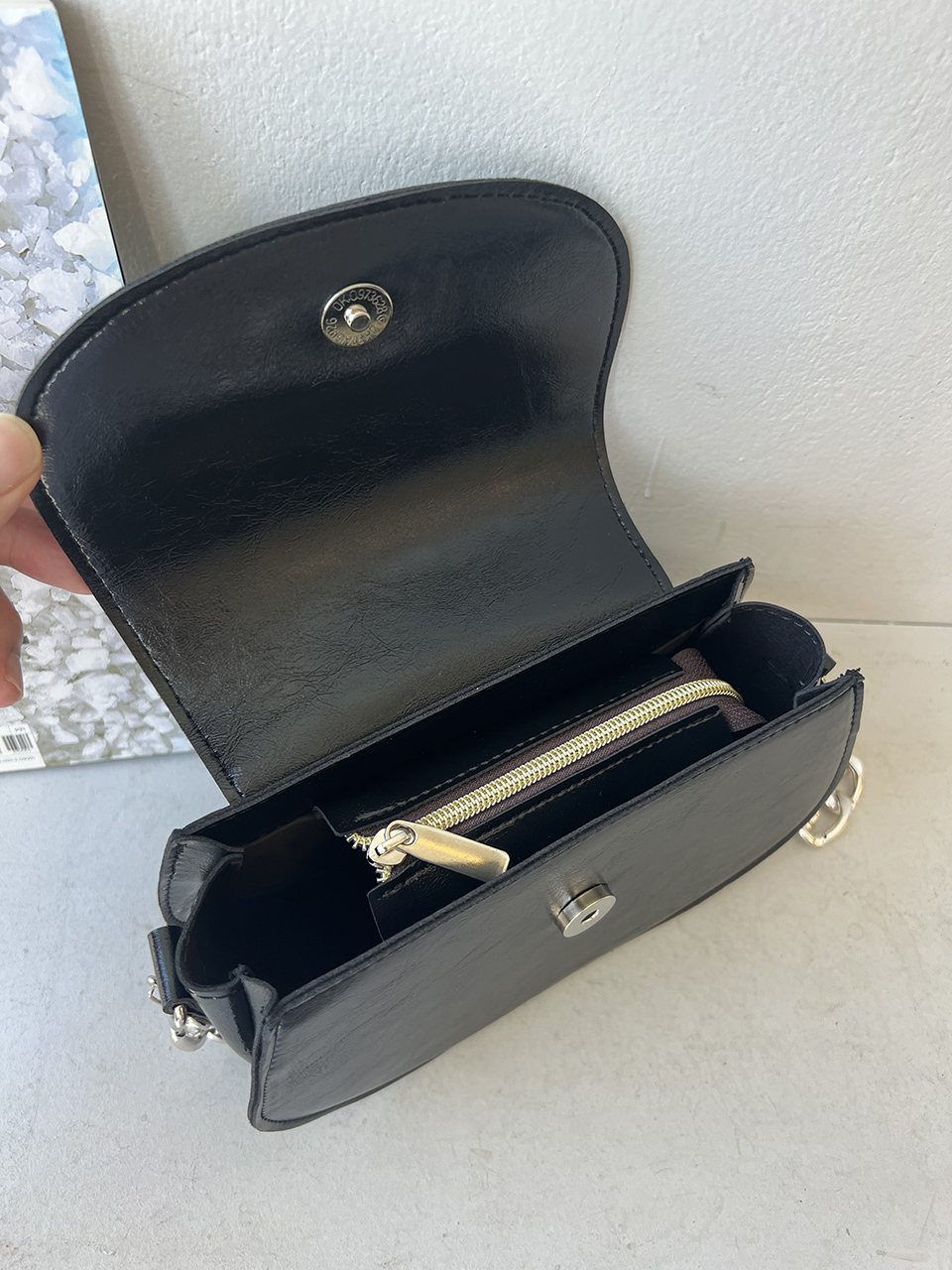 Cracked Leather Chain Mini Shoulder Bag