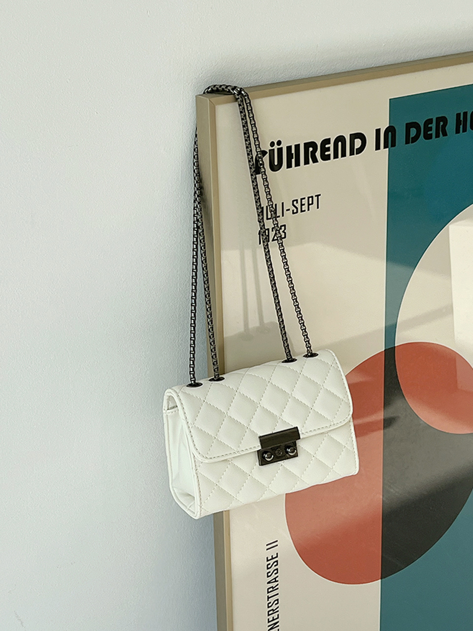 Kate Quilted Square Mini Chain Shoulder Bag