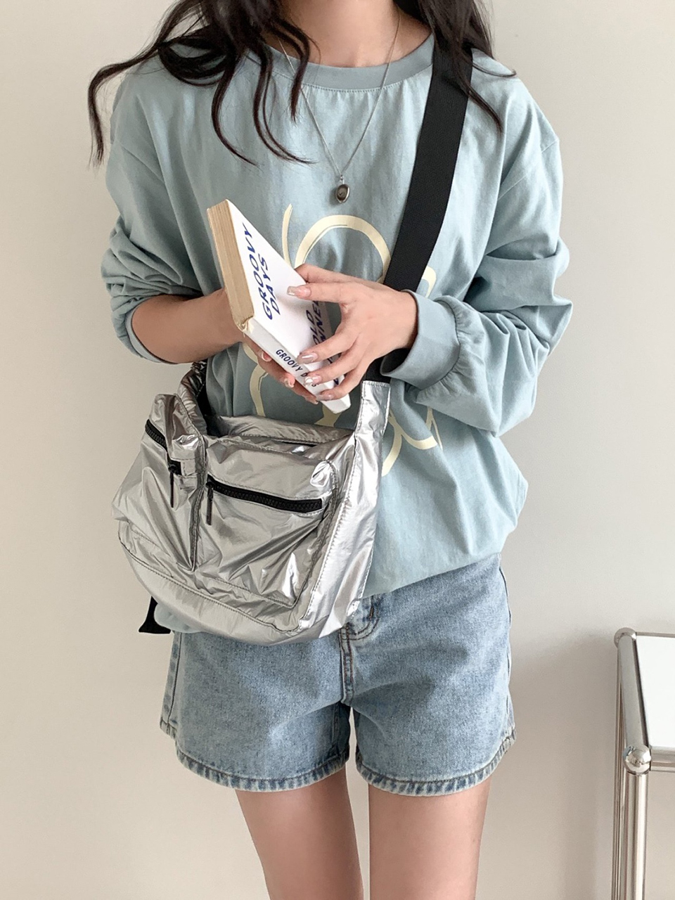 Metal 2-Pocket Zip-Up Y2K Shoulder Bag