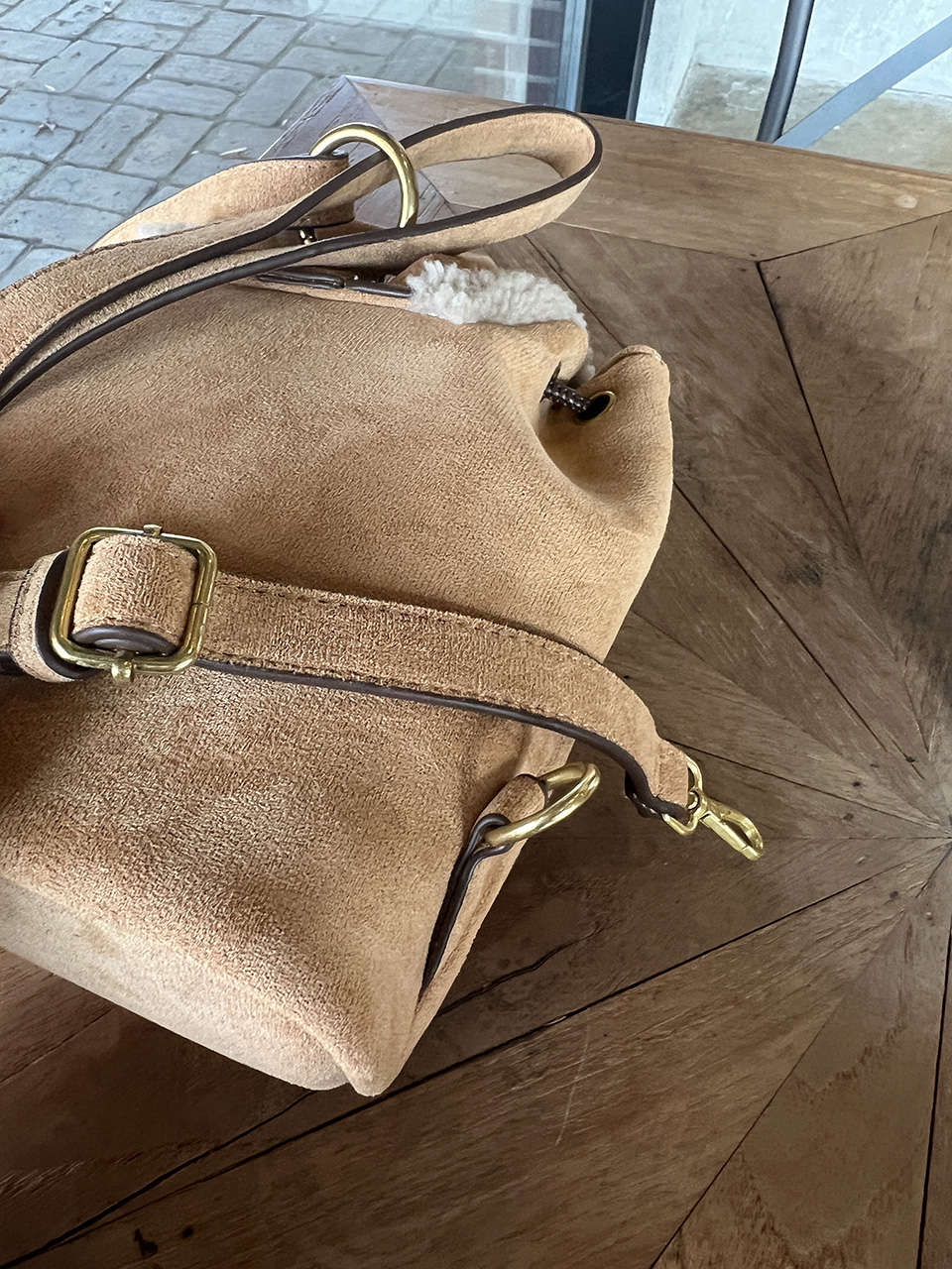 Suede pocket sheepskin bucket bag/mini backpack