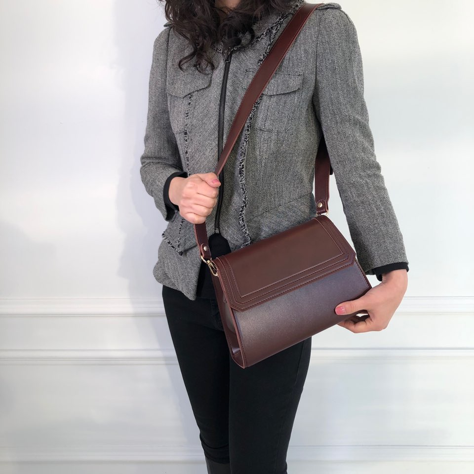 Classic trapezoid stitch cross bag (4 colors)