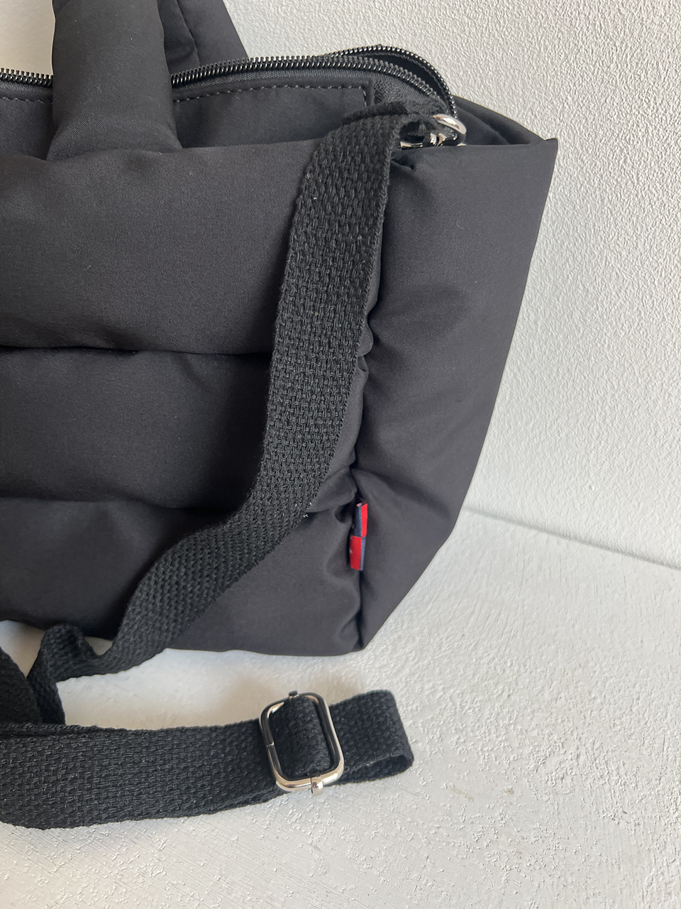 High-pressure quilted mini Boston bag