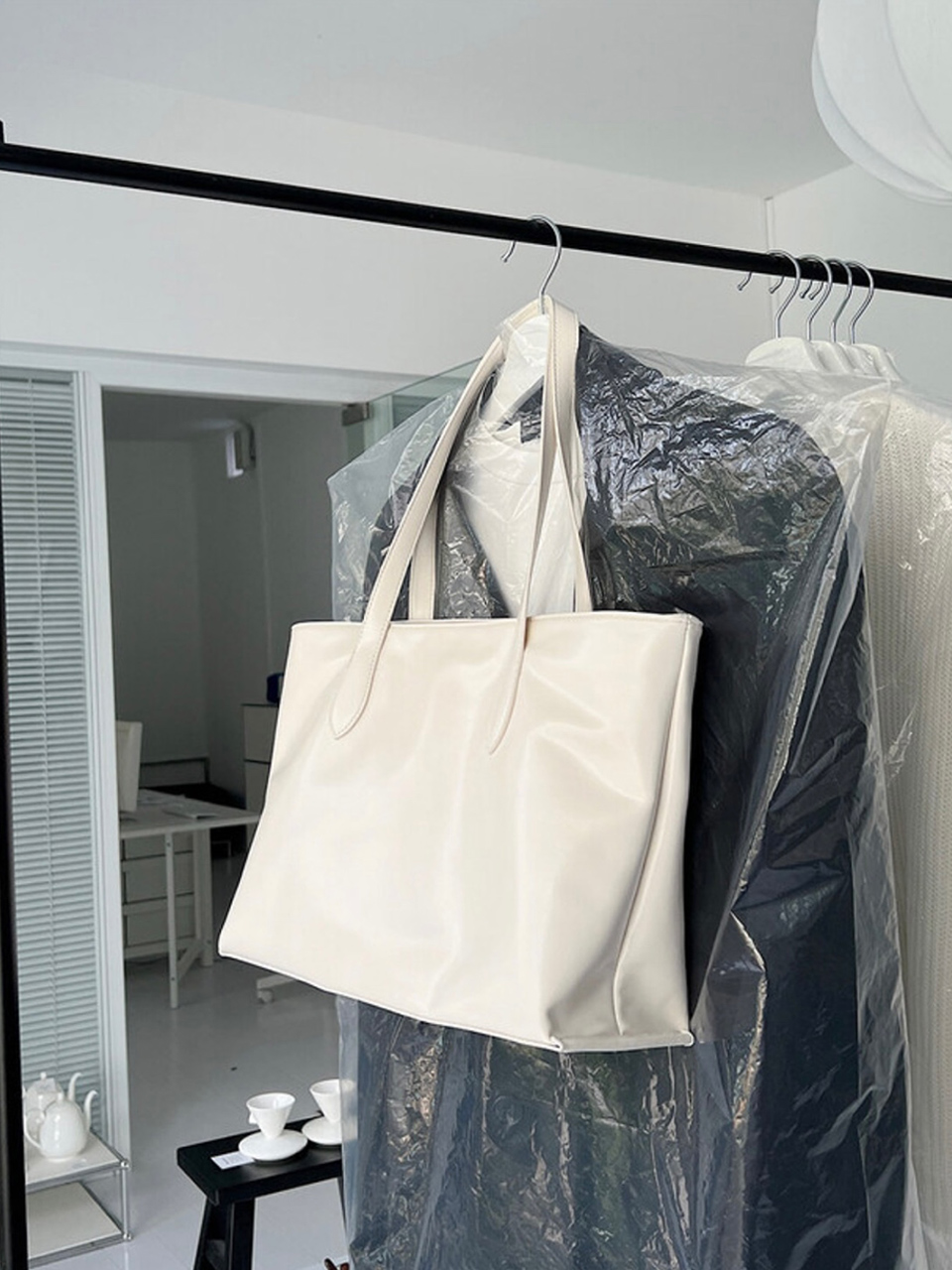 Glossy Square Big Shopper Bag (2 colors)