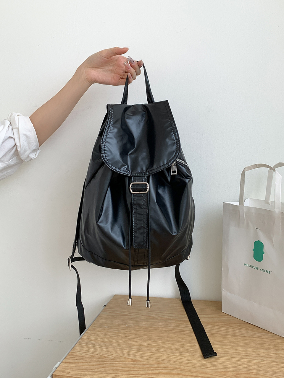 Metal buckle side zip-up nylon backpack (2 colors)