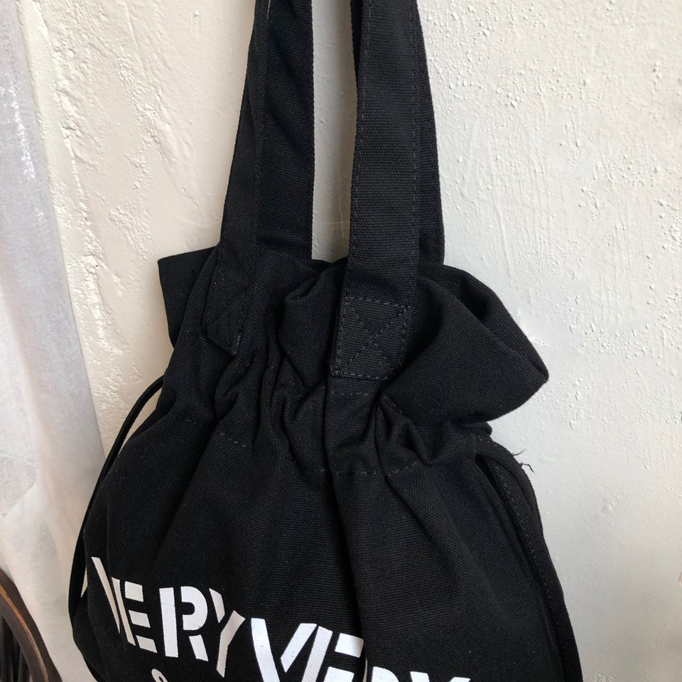 Berry Lettering Big Bag