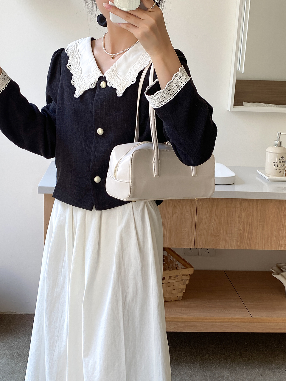 Crack Square Zip-Up Leather Shoulder Bag