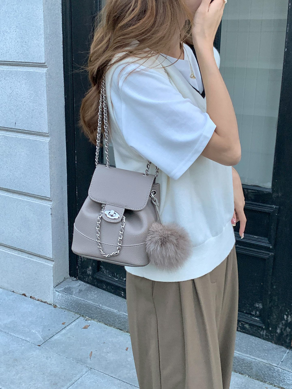 [Fur Keychain Included] Boel Mini Chain Shoulder Bag