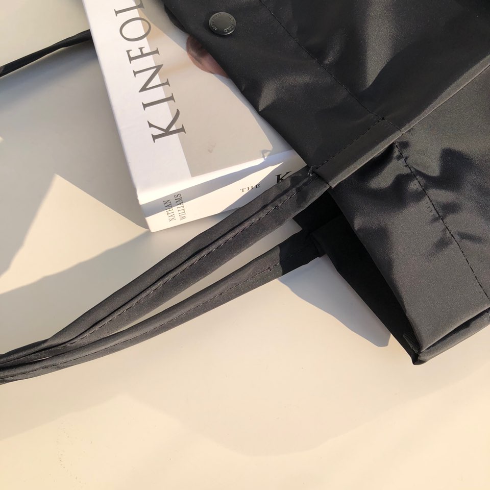 [Waterproof] Twill Two-Pocket Shopper Bag