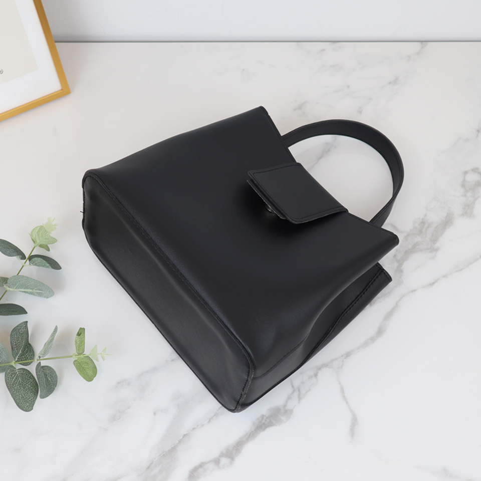 Lucas Mini Cross Shoulder Bag