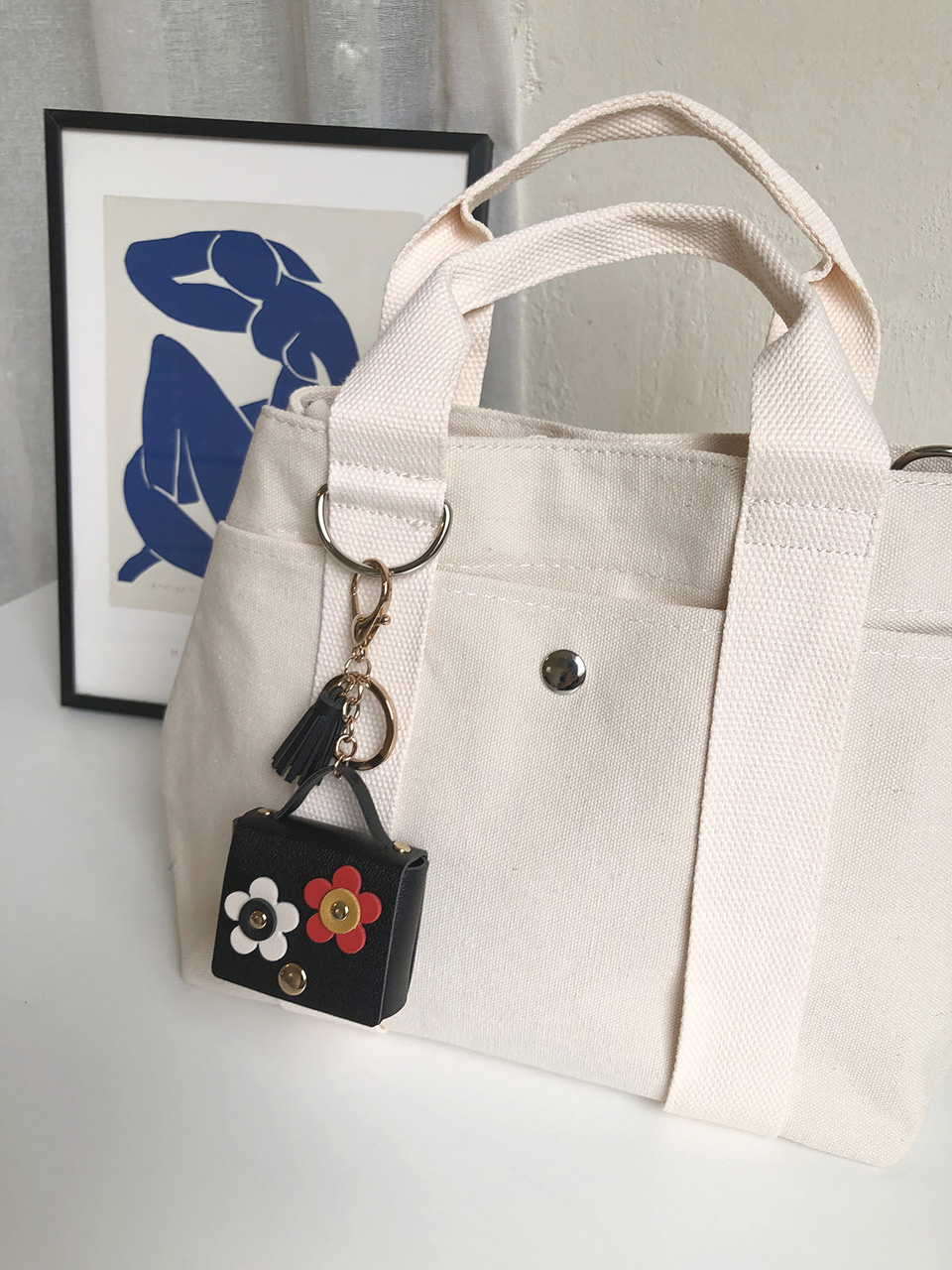 Flower AirPods Case Mini Bag Keyring (5 colors)