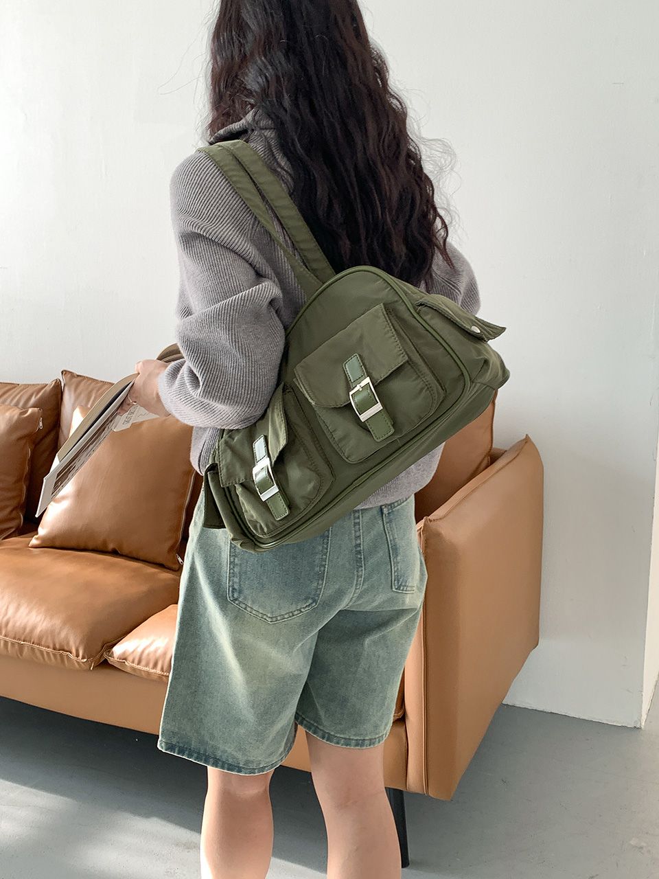 4-Pocket Nylon Shoulder Bag (4 colors)