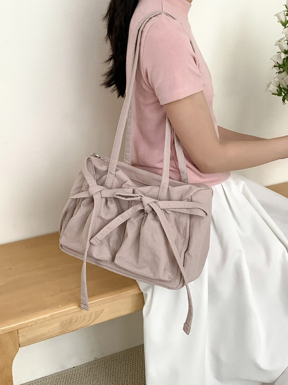 Ribbon Ballet Core Pocket Nylon Shoulder Bag (4 colors)