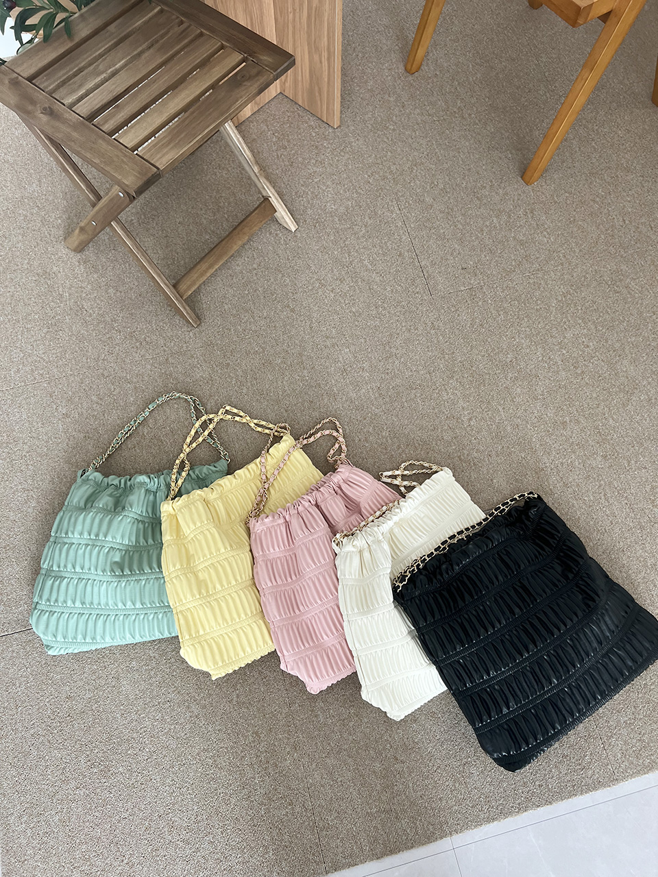 Vanel Fritz Quilted Shirring Chain Shoulder Bag