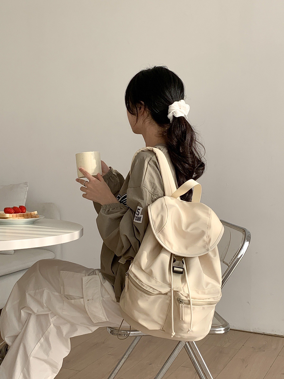 Nylon buckle string pocket daily backpack