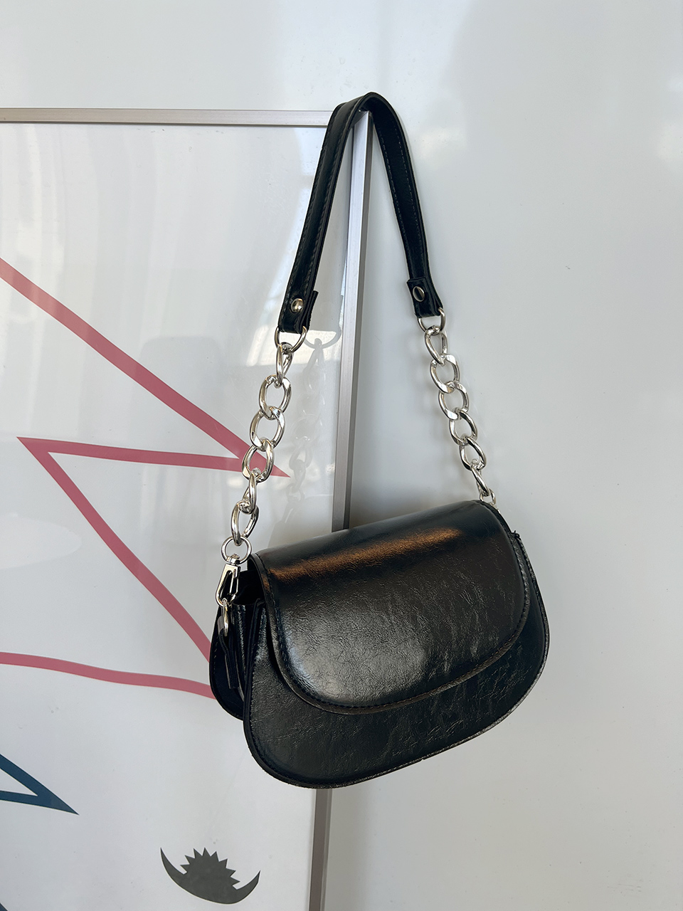 Cracked Leather Chain Mini Shoulder Bag