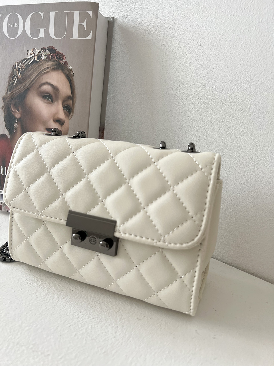 Kate Buckle Classic Mini Chain Bag