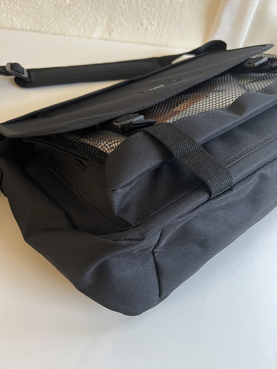 Large Messenger Bag (2 colors)