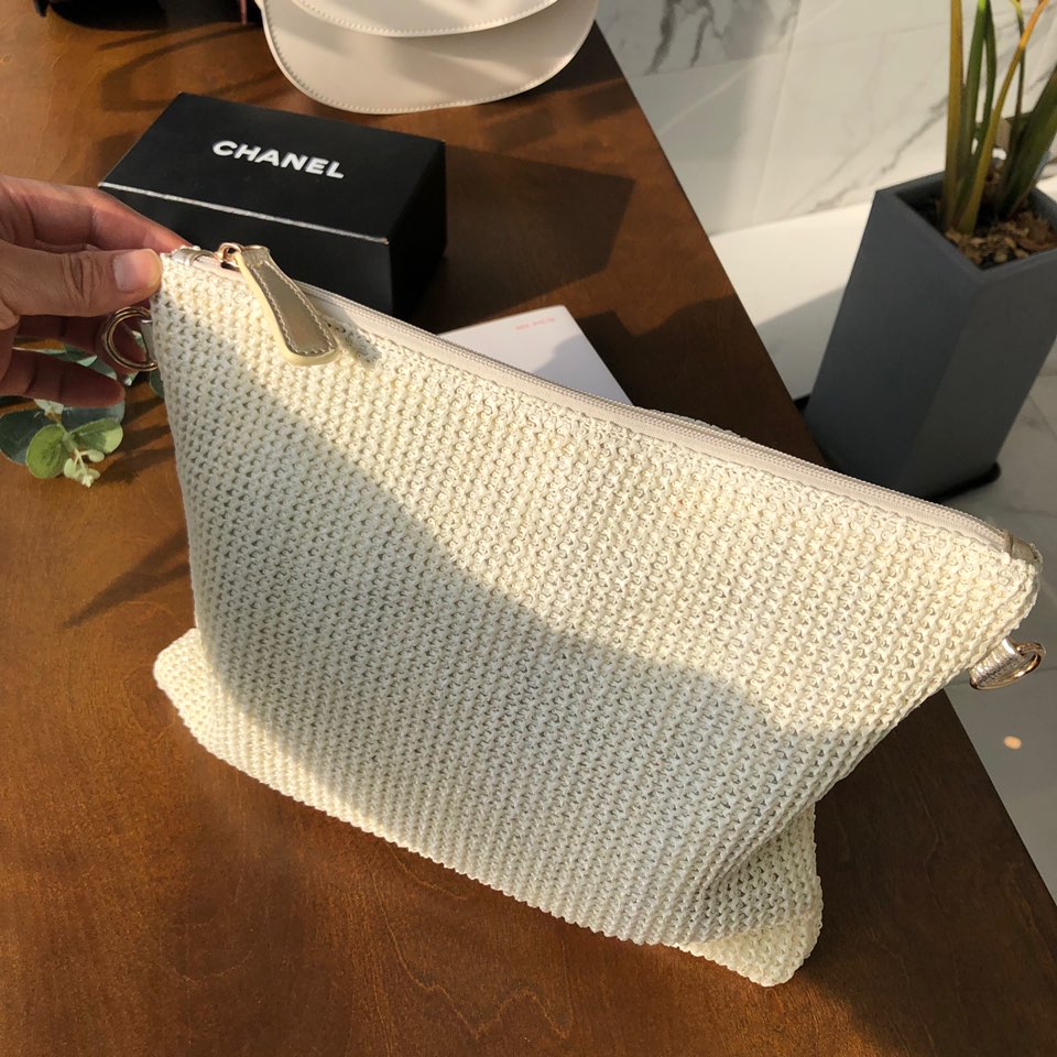 Frappe Rattan Zipper Cross Clutch Bag
