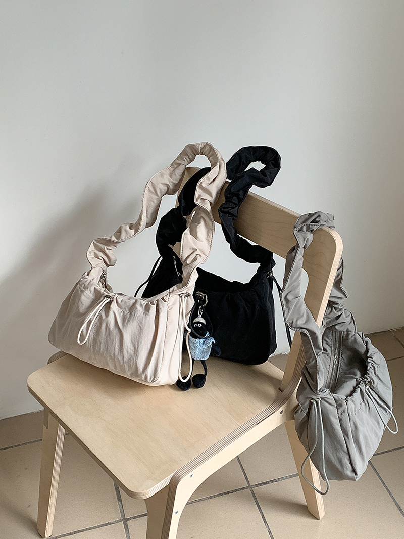 Shirring nylon pocket string shoulder bag (3 colors)