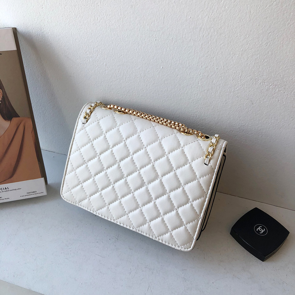 Quilted Square Chain Bag