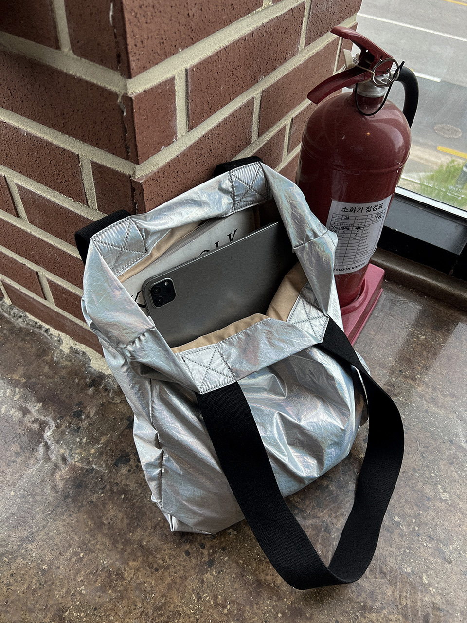 Nylon Silver Plain Shoulder Eco Bag / Shoulder Bag
