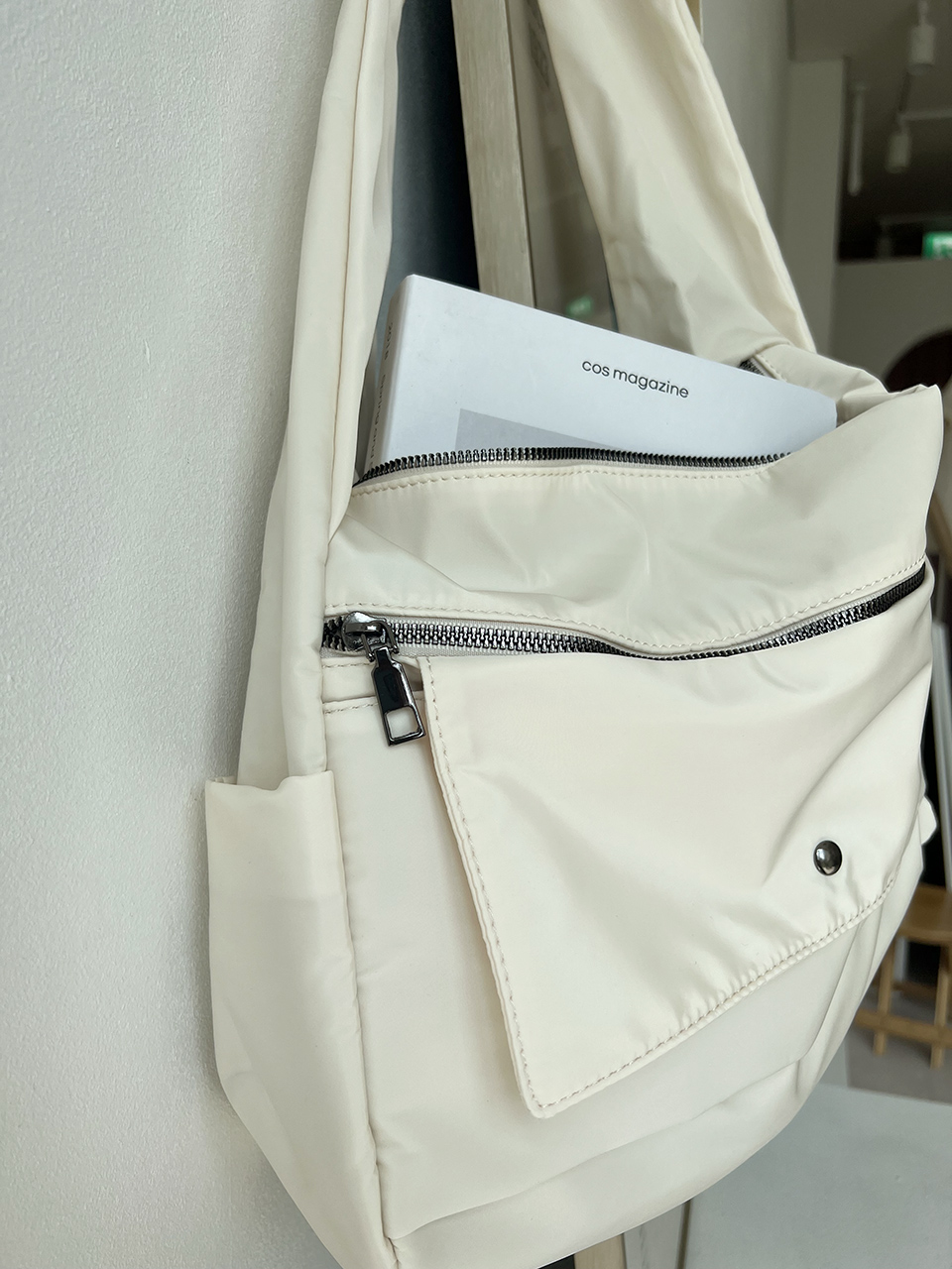 Apes Nylon Zipper Big Shoulder Bag