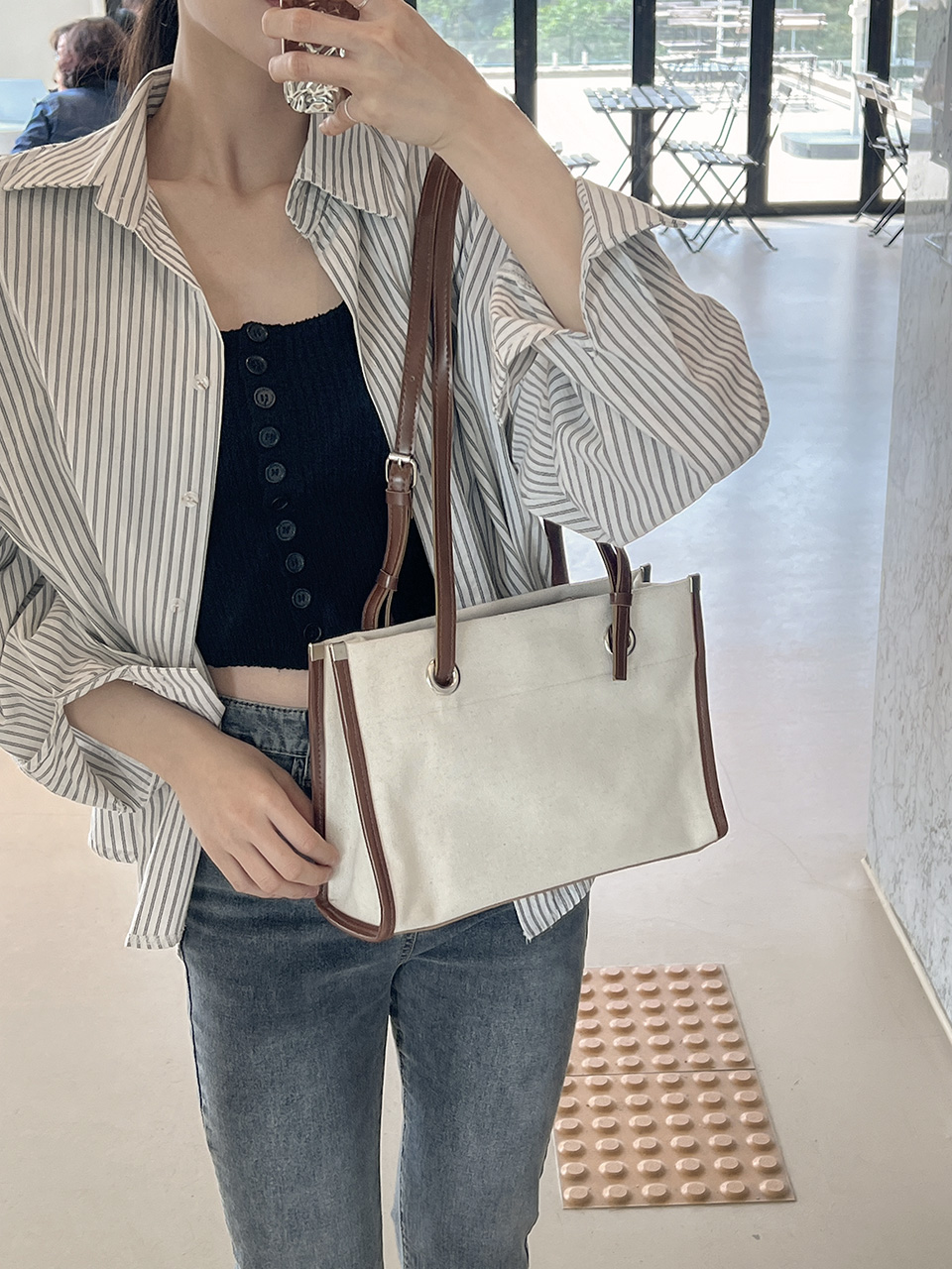 Leather canvas shoulder bag