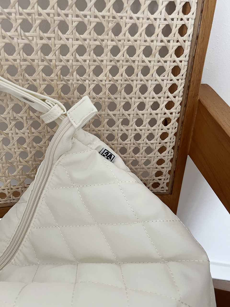 Quilted Down Shoulder Bag (4 colors)