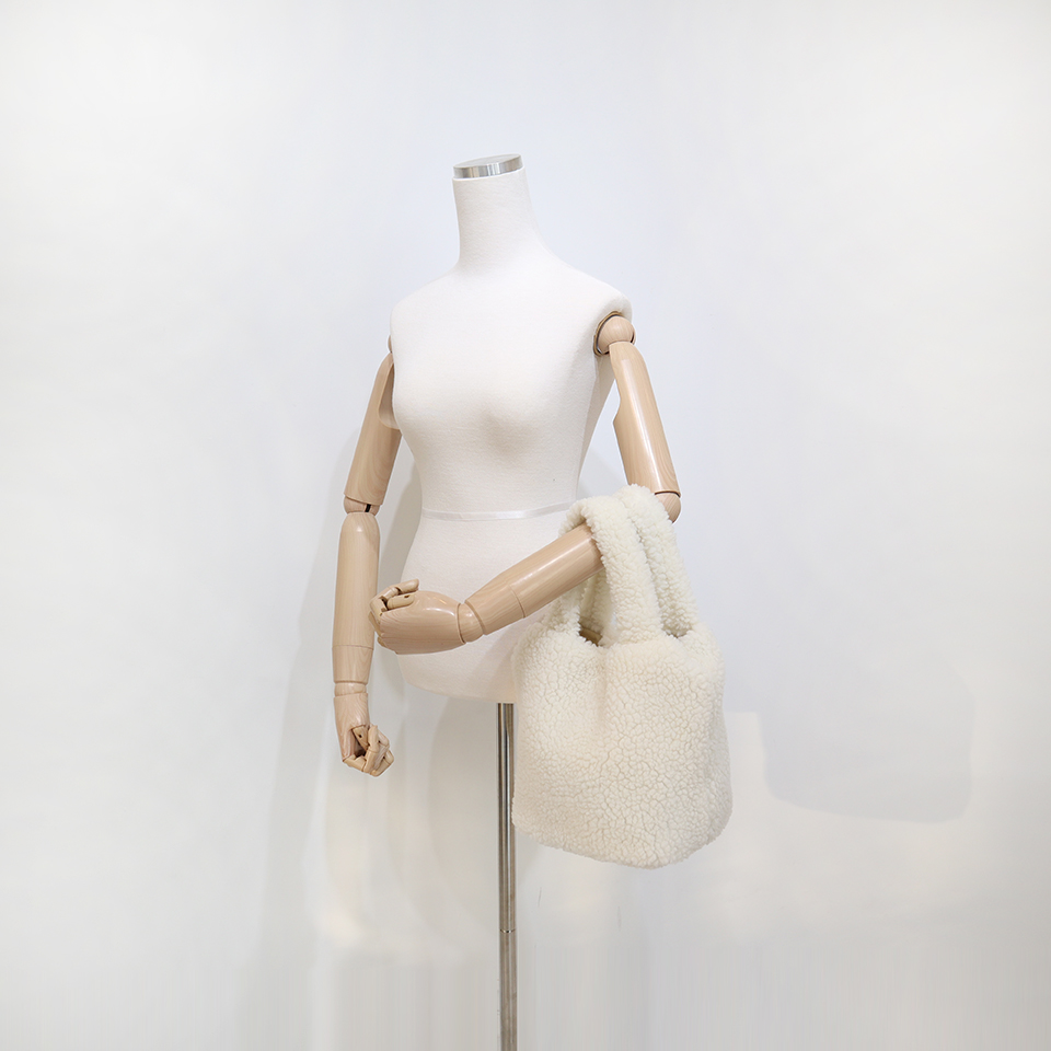 Fleece Boa Handle Tote Bag (3 colors)