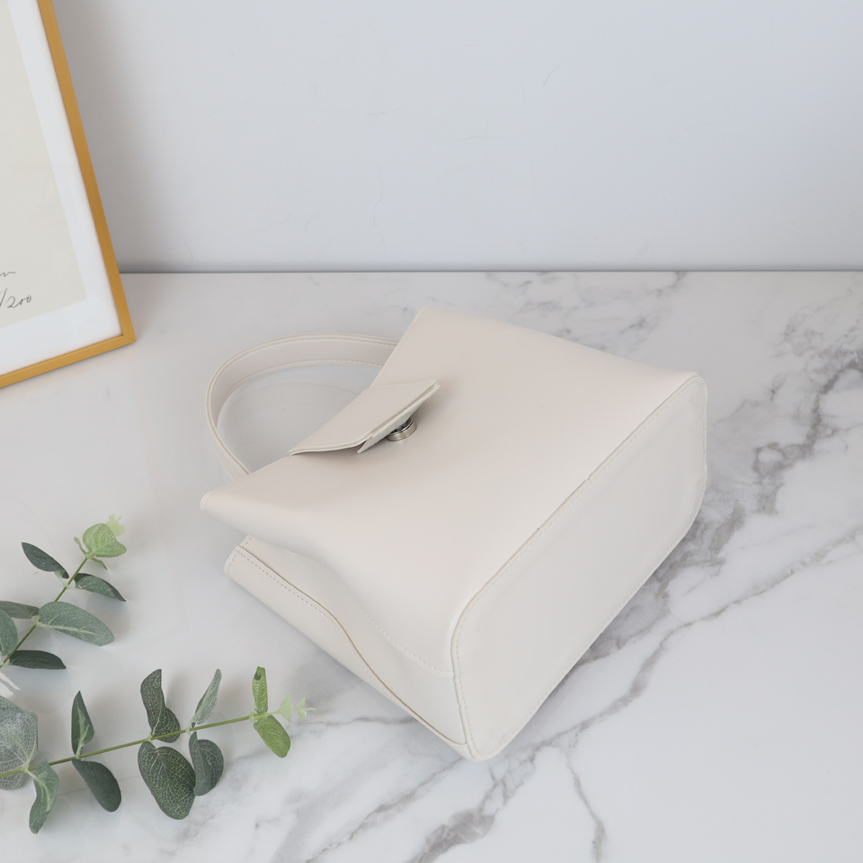 Lucas Mini Cross Shoulder Bag