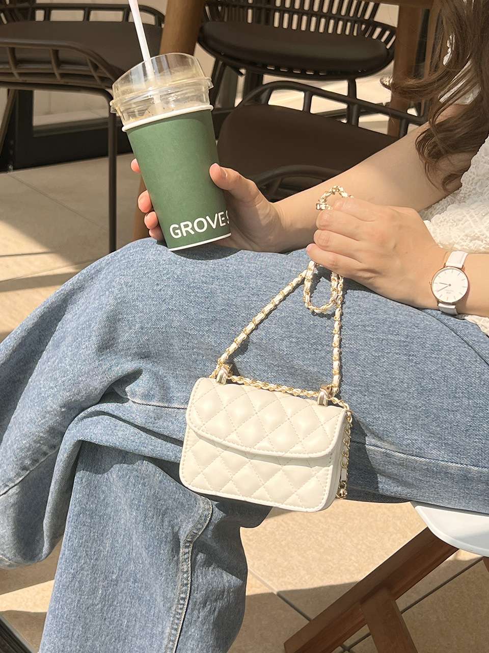 Quilted mini chain shoulder bag