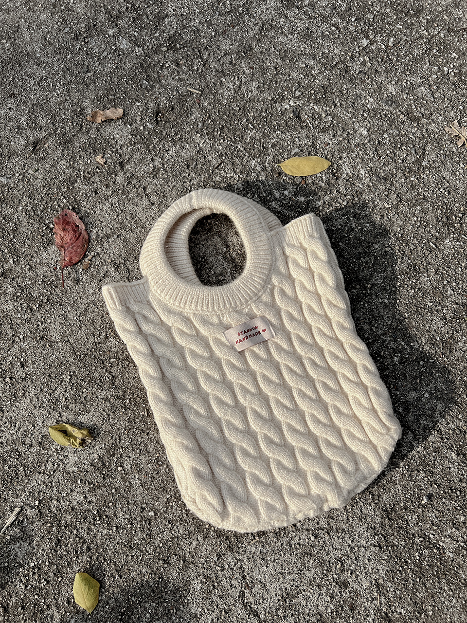 Knit twist crochet mini tote bag