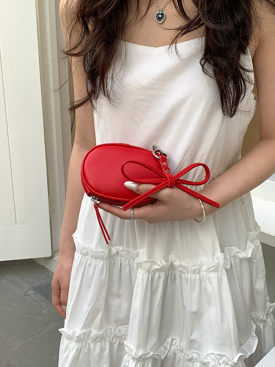 Ribbon ball pearl chain mini cross bag